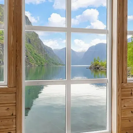 Fretheim Fjordhytter Vakantiehuis *
