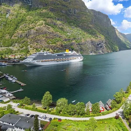 Fretheim Fjordhytter *